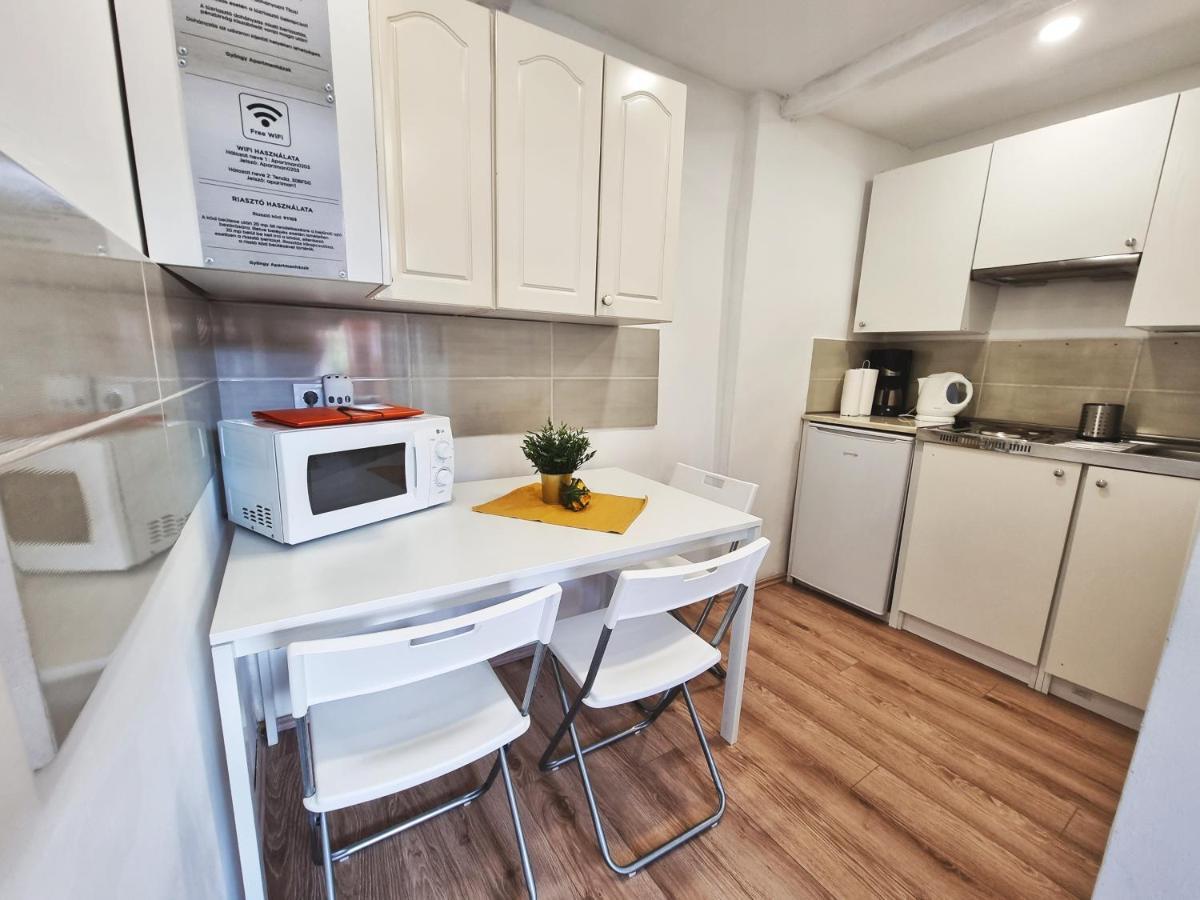 Apartament Gyongy Apartmanhazak Gyöngyös Zewnętrze zdjęcie
