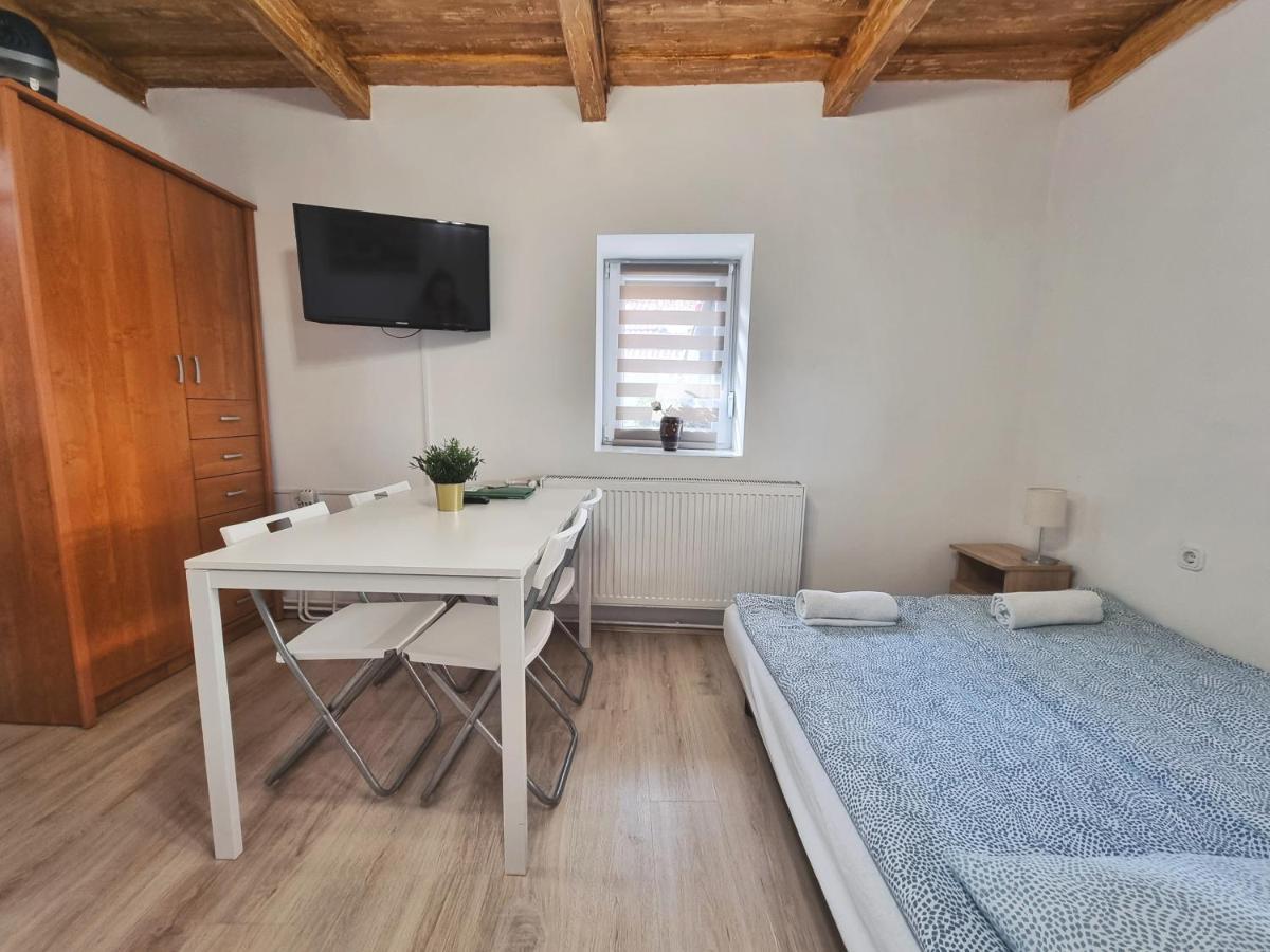 Apartament Gyongy Apartmanhazak Gyöngyös Zewnętrze zdjęcie