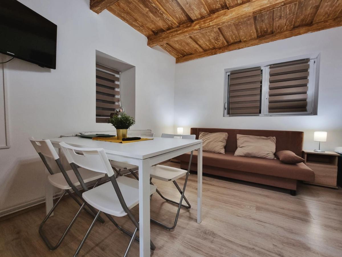 Apartament Gyongy Apartmanhazak Gyöngyös Zewnętrze zdjęcie