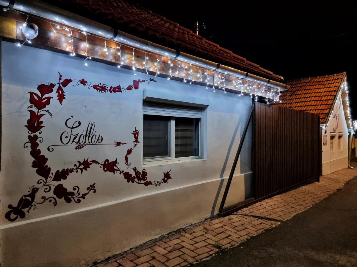 Apartament Gyongy Apartmanhazak Gyöngyös Zewnętrze zdjęcie